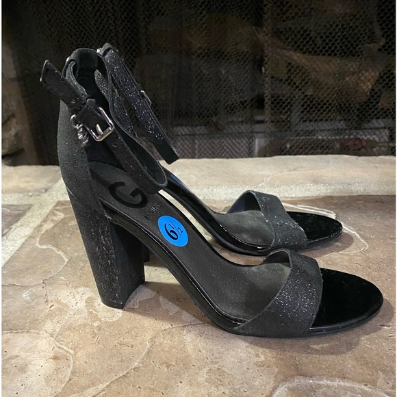 Guess heel shoe - Picture 2 of 3